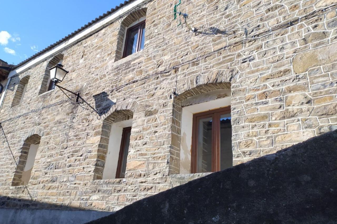 Albergue Casa De Broto Exterior photo